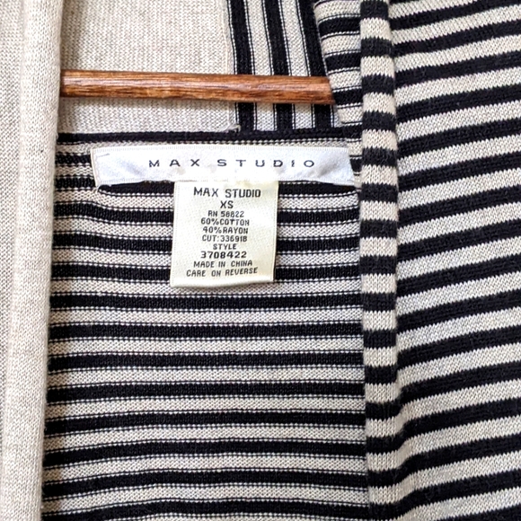 Max Studio Crossover Cardigan top SZ  XS - Picture 3 of 7